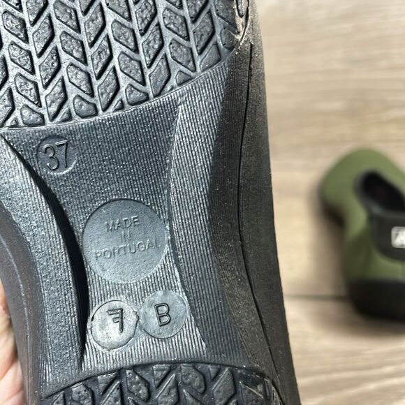 A’Rcopedico Lolita Women's Sz 6.5/EU 37 Green Stretchy Slip On Ballet Flats - Picture 6 of 13